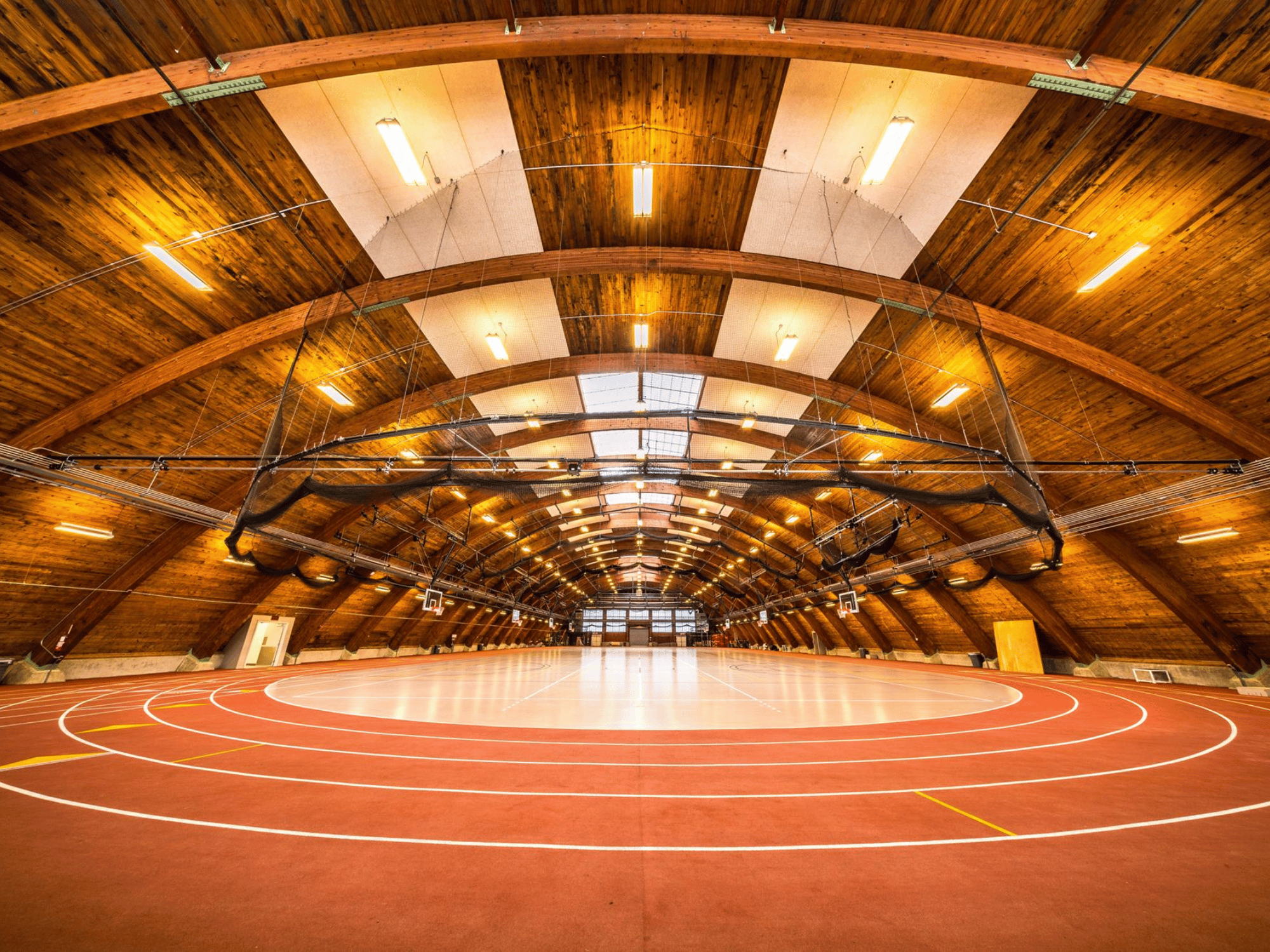 Custom Facility divider netting with track